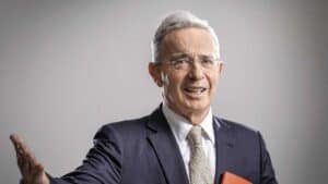 alvaro-uribe-velez