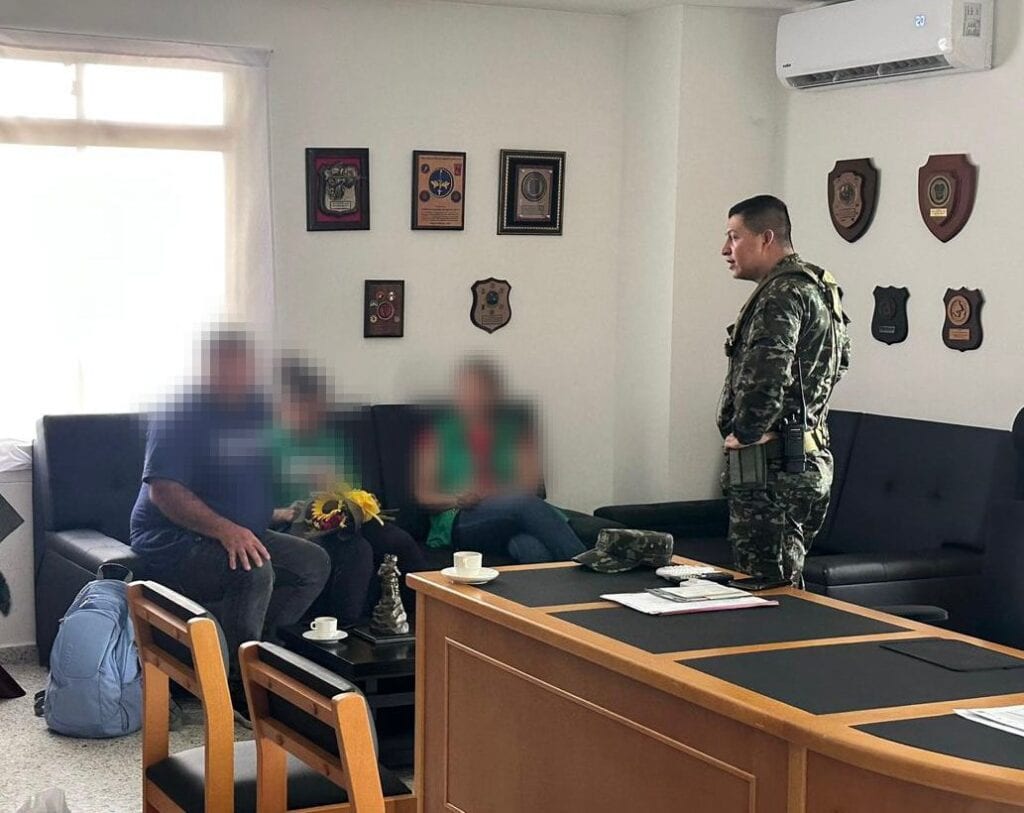 Menor recuperada tras huir de grupo armado en Huila