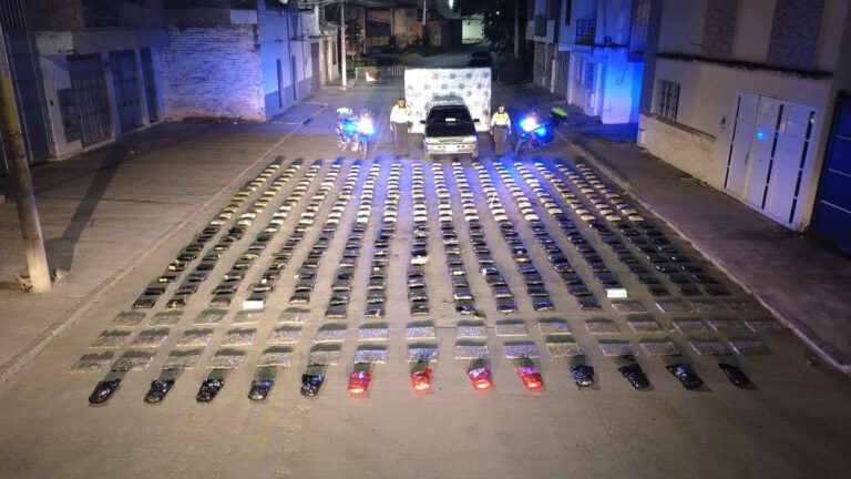 a366d9f9-b8fa-41bb-8b90-7a12fac46cd6